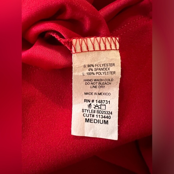 Blue Blush Red Cutout Back Bodycon Dress - Size M - NWOT - Picture 7 of 7